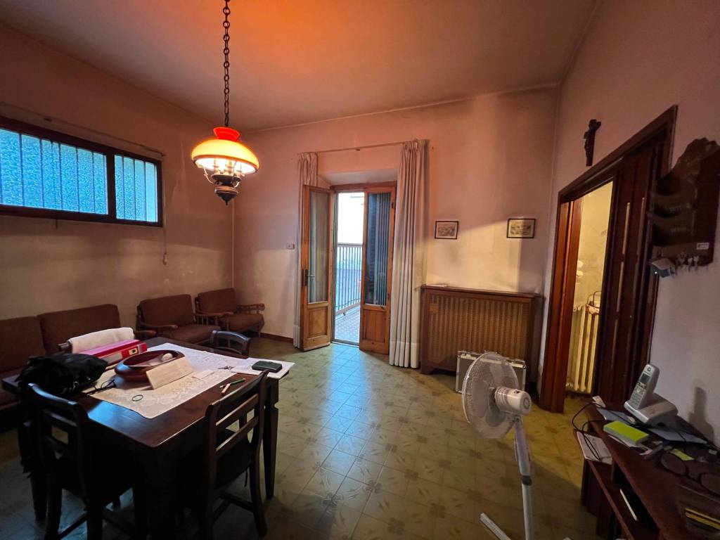 casa indipendente in vendita a Campi Bisenzio in zona Capalle