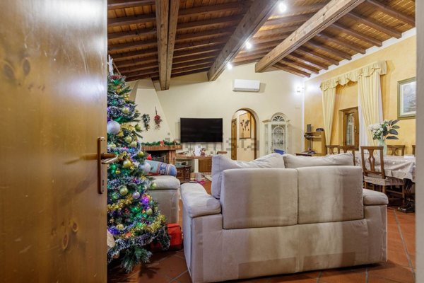 appartamento in vendita a Campi Bisenzio