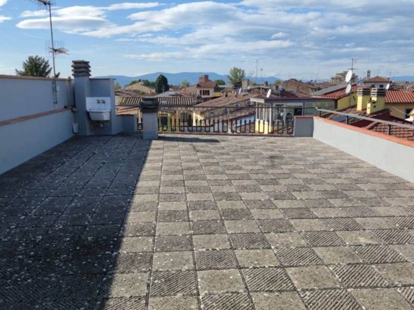 casa indipendente in vendita a Campi Bisenzio in zona San Donnino