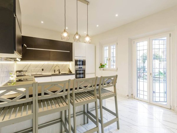 casa indipendente in vendita a Campi Bisenzio