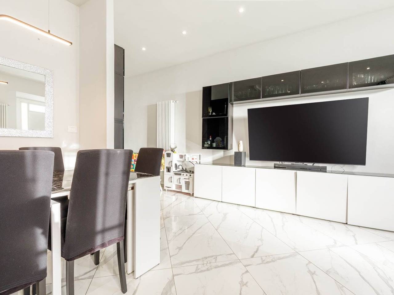 casa indipendente in vendita a Campi Bisenzio