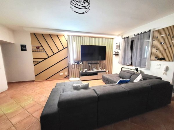 appartamento in vendita a Campi Bisenzio in zona San Piero a Ponti