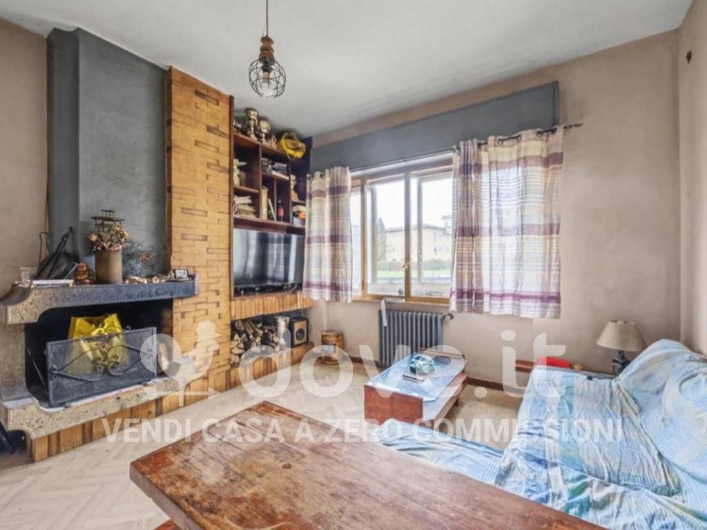 casa indipendente in vendita a Campi Bisenzio