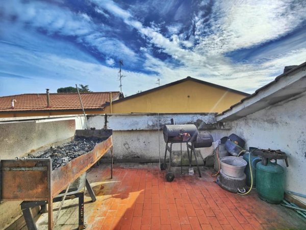 casa indipendente in vendita a Campi Bisenzio in zona Sant'Angelo a Lecore