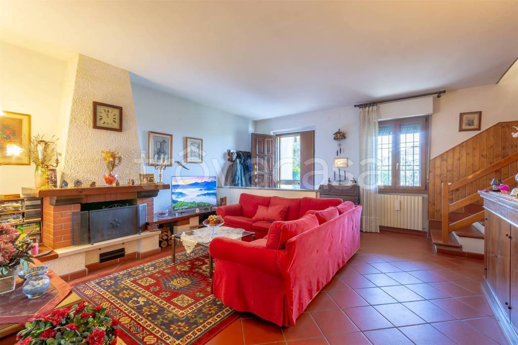 casa indipendente in vendita a Campi Bisenzio in zona San Cresci