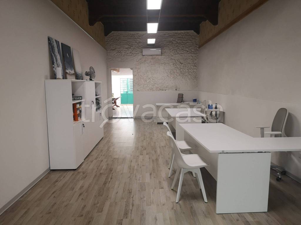 trivano in vendita a Campi Bisenzio