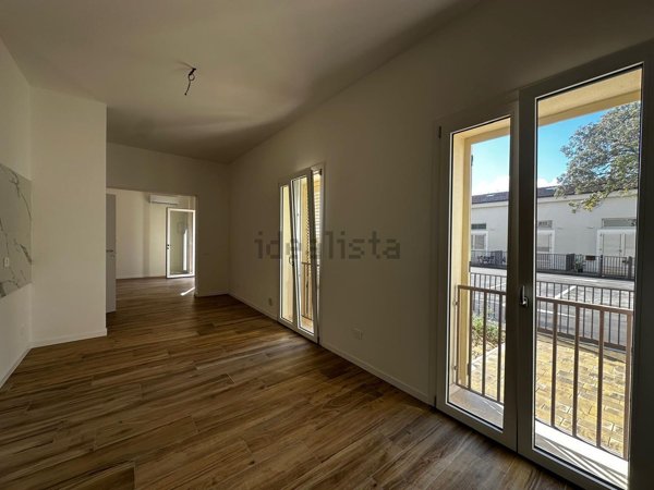 casa indipendente in vendita a Campi Bisenzio