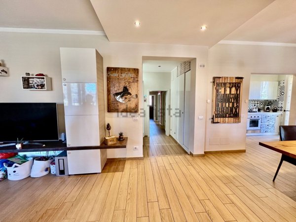 casa indipendente in vendita a Campi Bisenzio in zona San Donnino