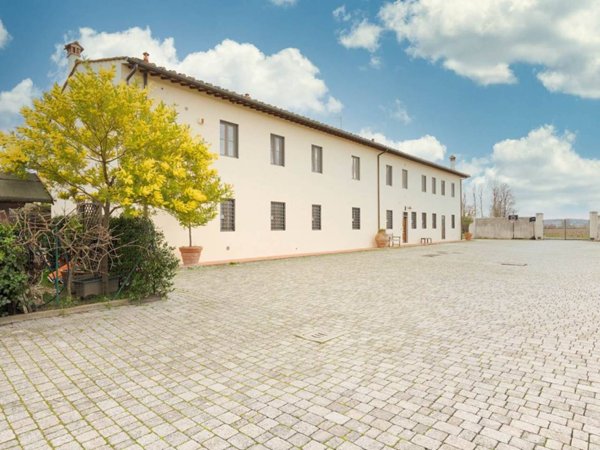 appartamento in vendita a Campi Bisenzio in zona Capalle