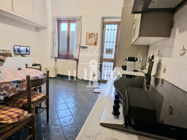 casa indipendente in vendita a Campi Bisenzio