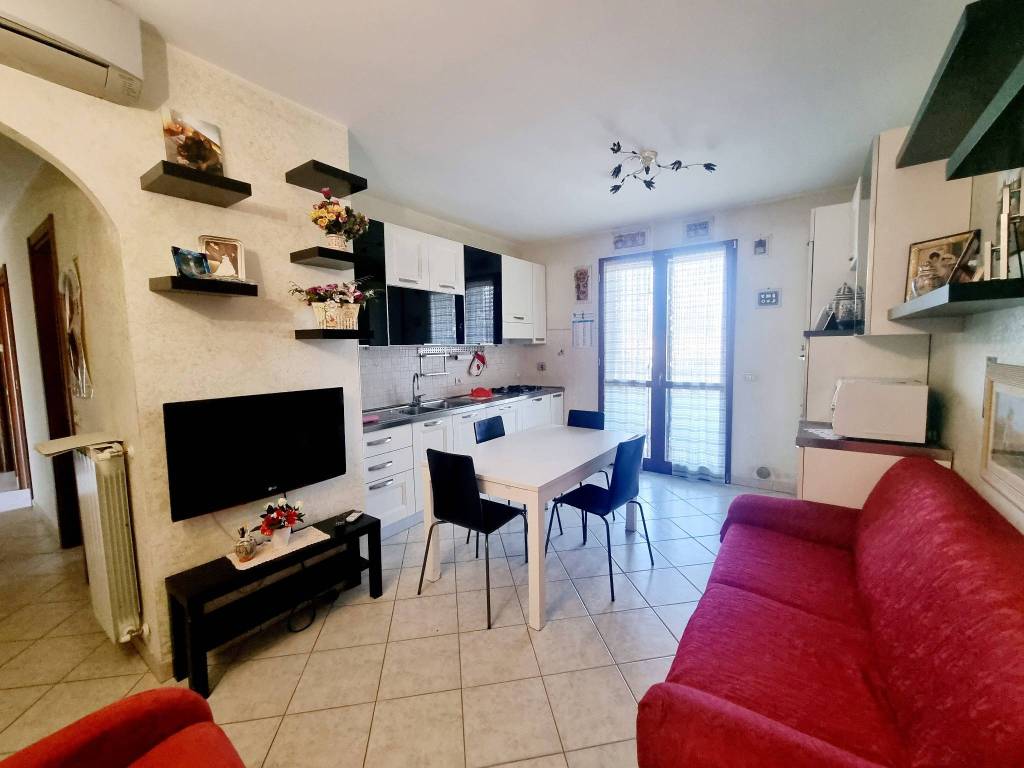 appartamento in vendita a Campi Bisenzio in zona Capalle