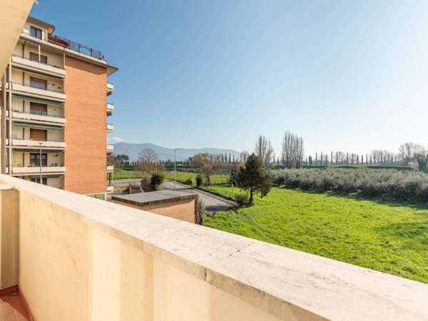 appartamento in vendita a Campi Bisenzio in zona Capalle