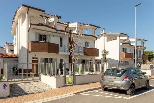 casa indipendente in vendita a Campi Bisenzio in zona Capalle