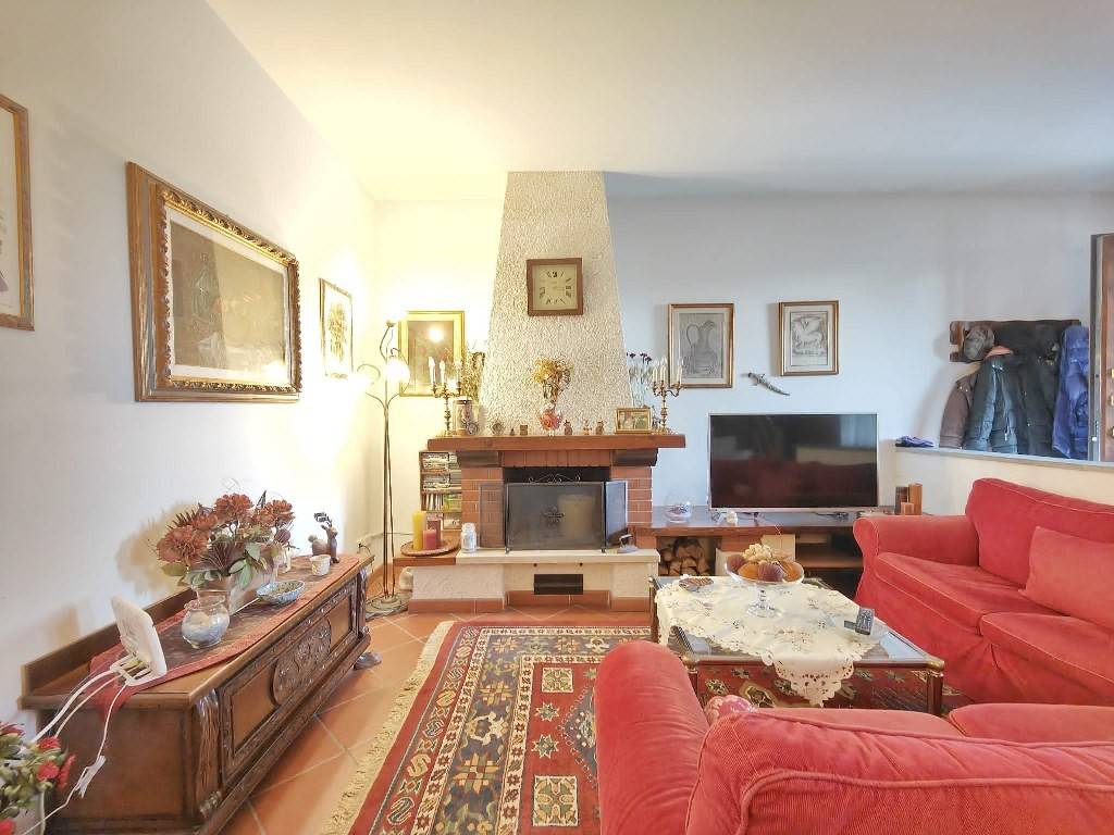 casa indipendente in vendita a Campi Bisenzio in zona San Cresci