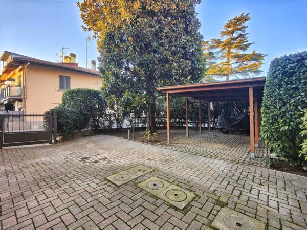 casa indipendente in vendita a Campi Bisenzio in zona San Donnino