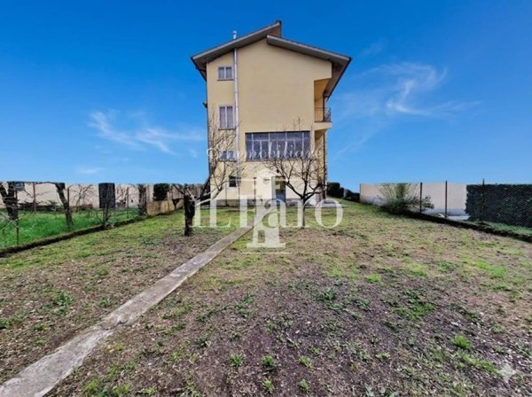 casa indipendente in vendita a Campi Bisenzio in zona Sant'Angelo a Lecore
