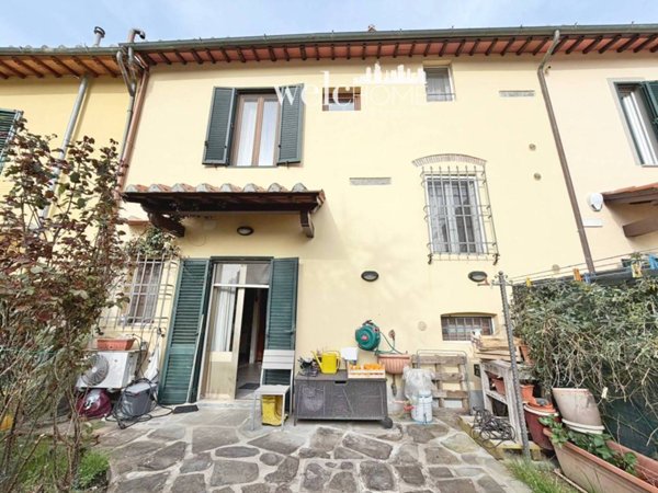 casa indipendente in vendita a Campi Bisenzio in zona San Piero a Ponti