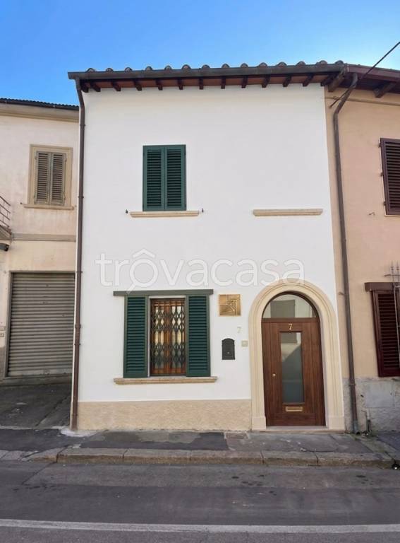 casa indipendente in vendita a Campi Bisenzio