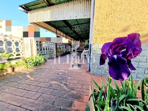 casa indipendente in vendita a Campi Bisenzio in zona San Cresci