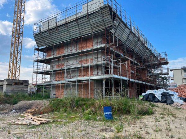 casa indipendente in vendita a Campi Bisenzio in zona San Donnino