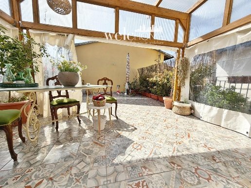 casa indipendente in vendita a Campi Bisenzio