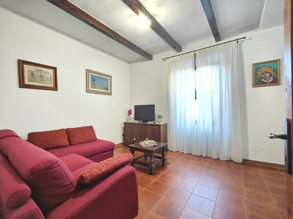 casa indipendente in vendita a Campi Bisenzio