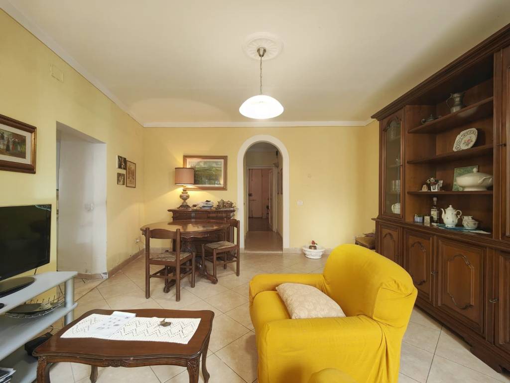 casa indipendente in vendita a Campi Bisenzio in zona San Donnino
