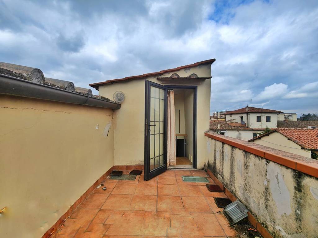 casa indipendente in vendita a Campi Bisenzio in zona San Donnino