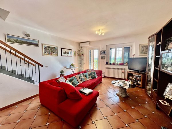 casa indipendente in vendita a Campi Bisenzio in zona San Cresci