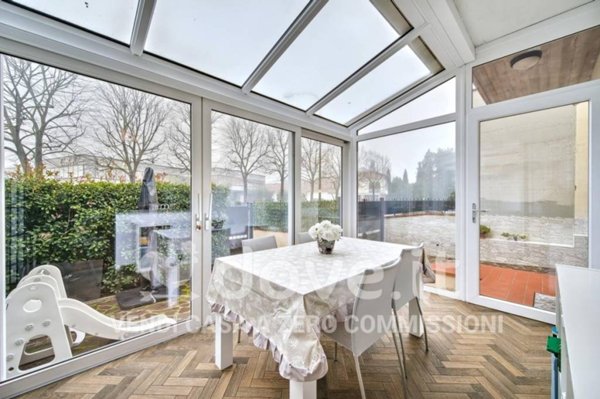 casa indipendente in vendita a Campi Bisenzio in zona Capalle