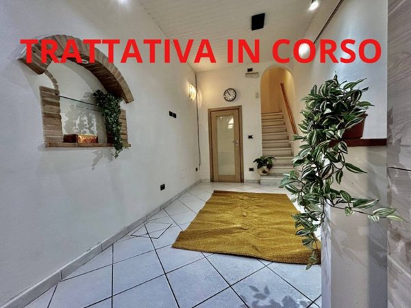 casa indipendente in vendita a Campi Bisenzio in zona Capalle