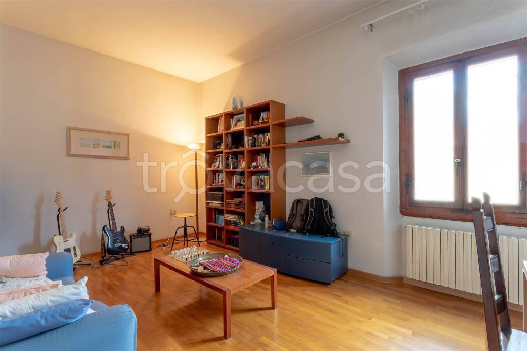 casa indipendente in vendita a Campi Bisenzio in zona San Piero a Ponti