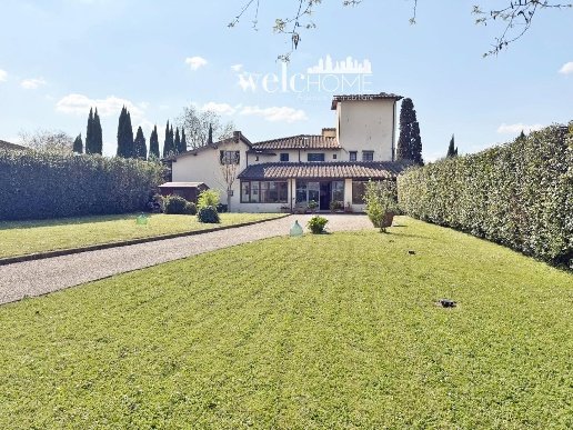 casa indipendente in vendita a Campi Bisenzio in zona Limite