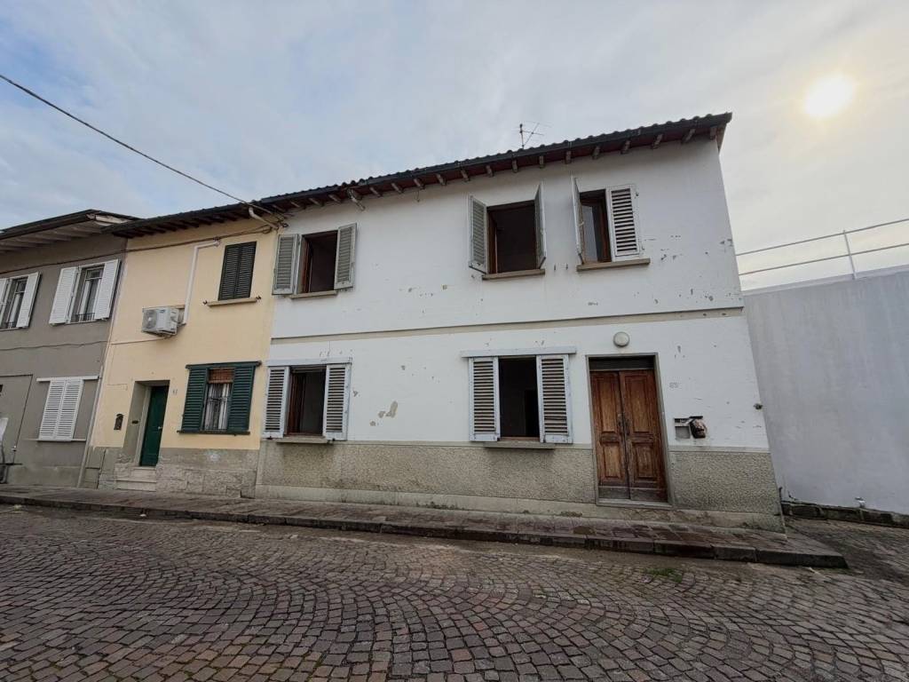 casa indipendente in vendita a Campi Bisenzio