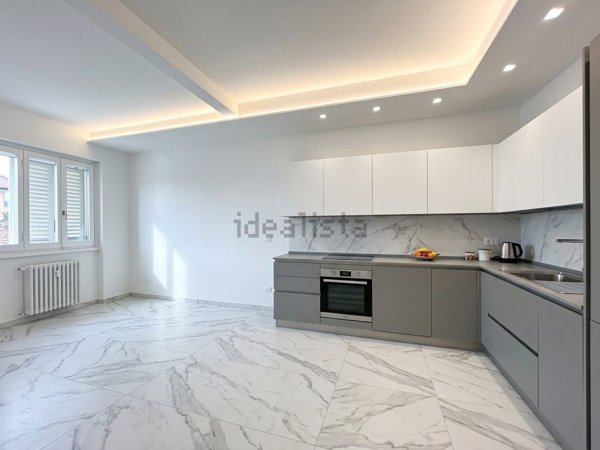 casa indipendente in vendita a Campi Bisenzio