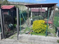 casa indipendente in vendita a Campi Bisenzio in zona Limite