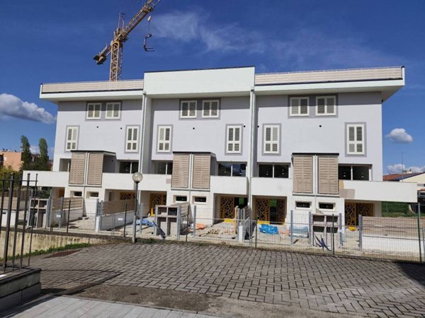 casa indipendente in vendita a Campi Bisenzio in zona San Donnino