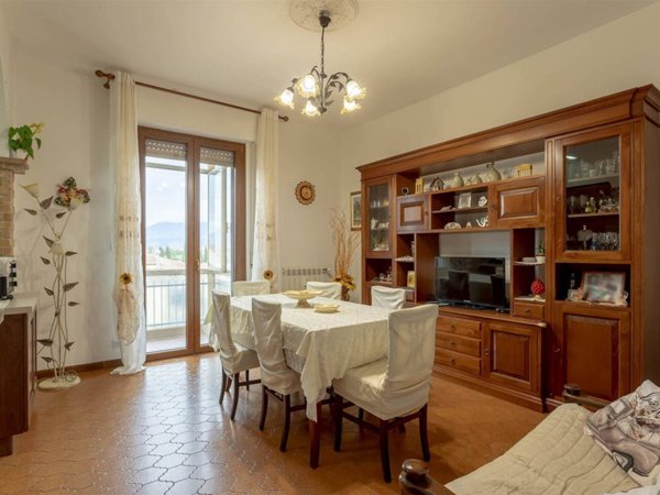 appartamento in vendita a Campi Bisenzio in zona San Piero a Ponti