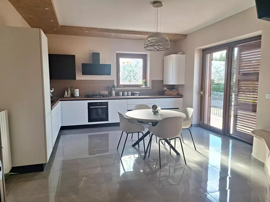 casa indipendente in vendita a Campi Bisenzio in zona Sant'Angelo a Lecore