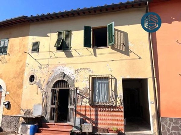 casa indipendente in vendita a Campi Bisenzio