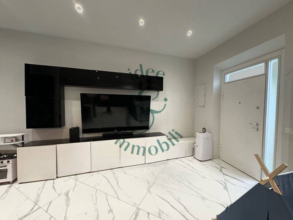 casa indipendente in vendita a Campi Bisenzio in zona Capalle