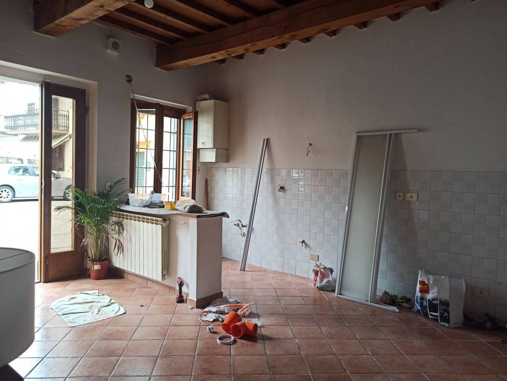 appartamento in vendita a Campi Bisenzio in zona San Piero a Ponti