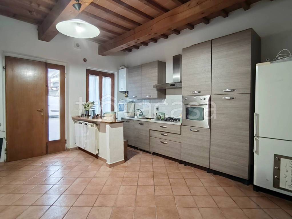 casa indipendente in vendita a Campi Bisenzio in zona San Piero a Ponti