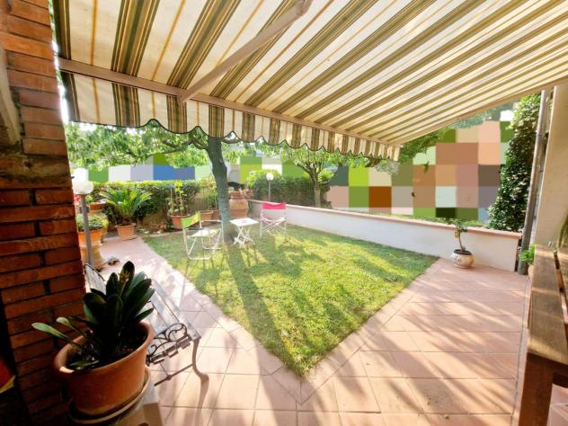 casa indipendente in vendita a Campi Bisenzio in zona San Piero a Ponti