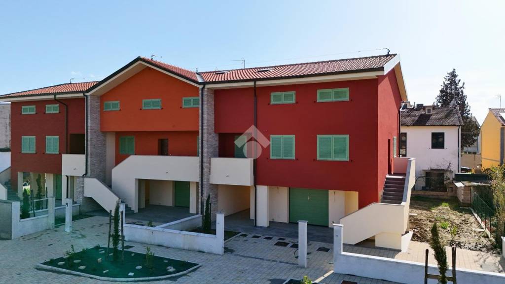 casa indipendente in vendita a Campi Bisenzio