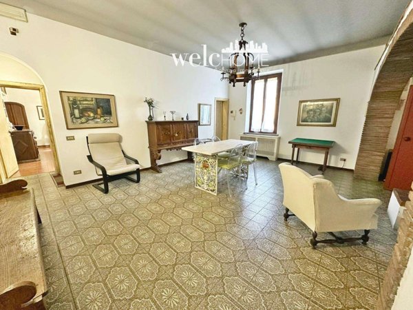 intera palazzina in vendita a Campi Bisenzio