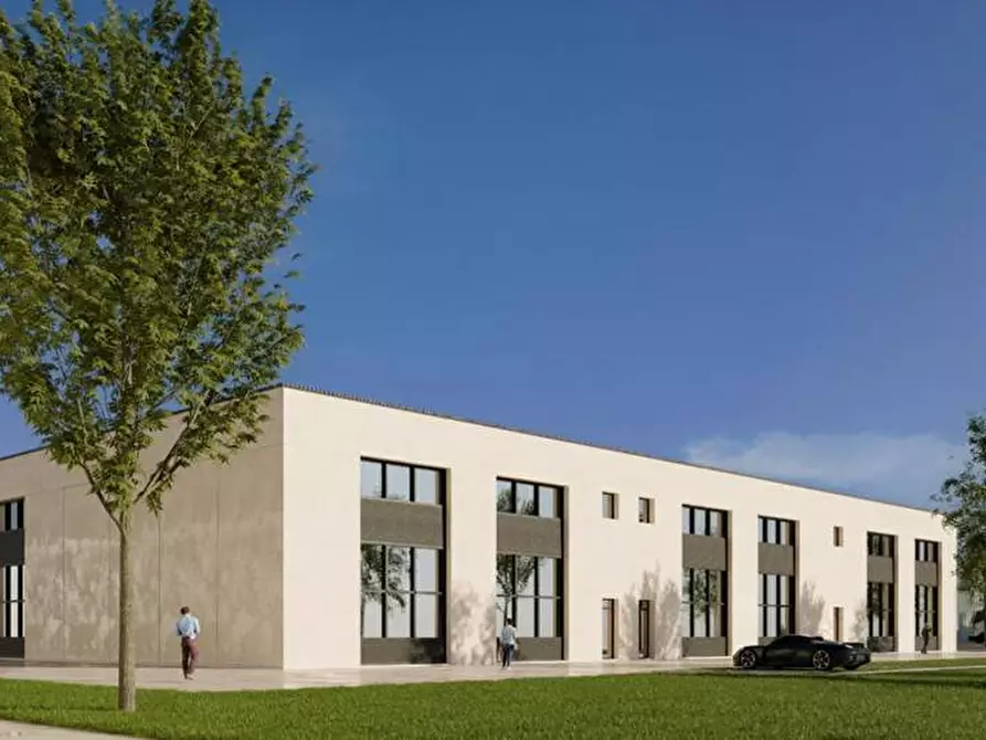 capannone in vendita a Campi Bisenzio