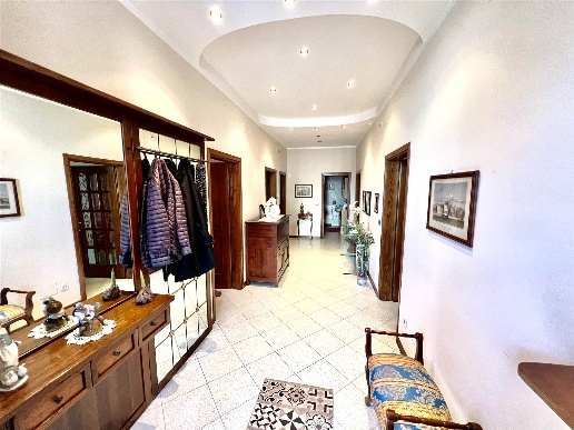 appartamento in vendita a Campi Bisenzio in zona Limite