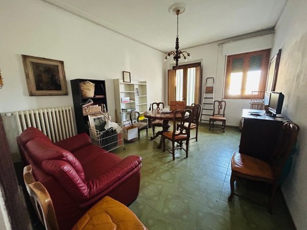 casa indipendente in vendita a Campi Bisenzio in zona Capalle