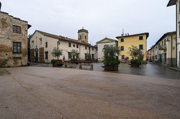 casa indipendente in vendita a Campi Bisenzio